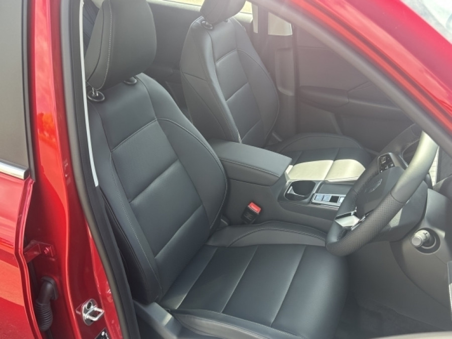 2026 MG ZS ZS32 Essence SUV Image 7