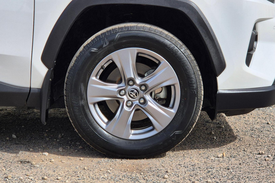 2022 Toyota RAV4 AXAH54R GX SUV Image 9