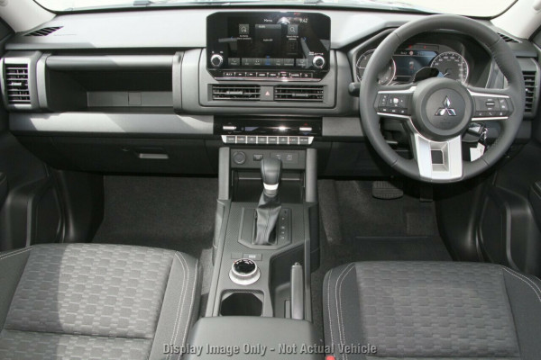 2025 Mitsubishi Triton MV GLX-R Ute Image 5