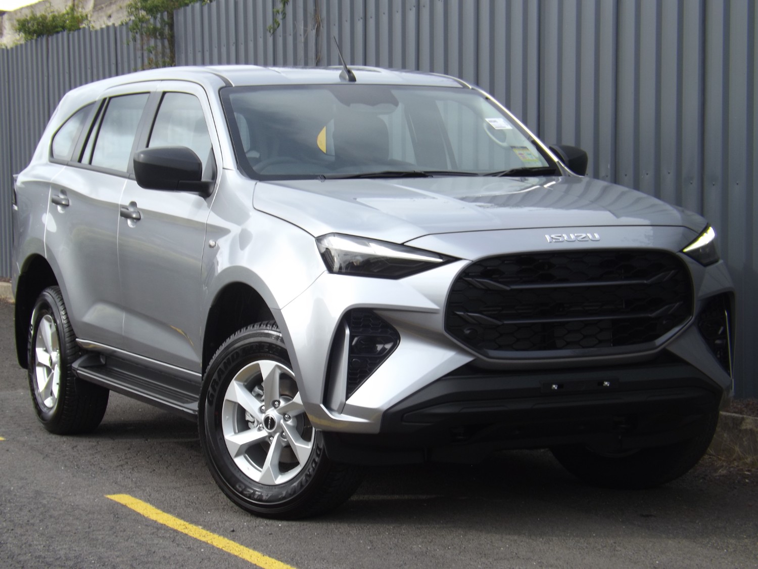 2025 ISUZU MU-X LS-M RJ SUV AUTOMATIC 4X4