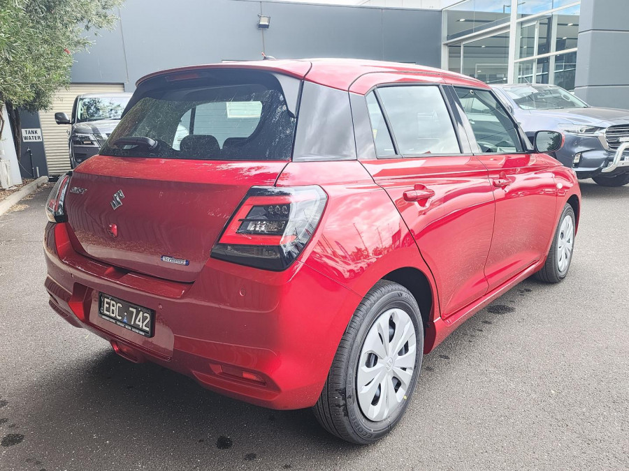 2026 Suzuki Swift UZ Hybrid Hatch Image 7