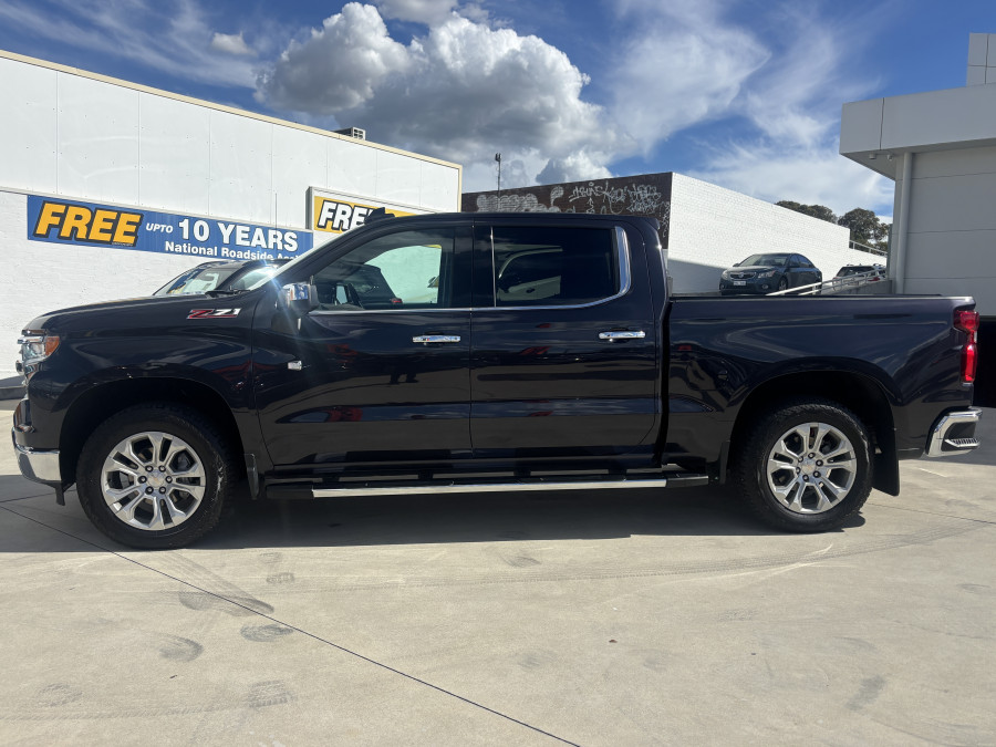 2025 Chevrolet Silverado T1 1500 LTZ Premium W/Tech Pack Ute Image 4