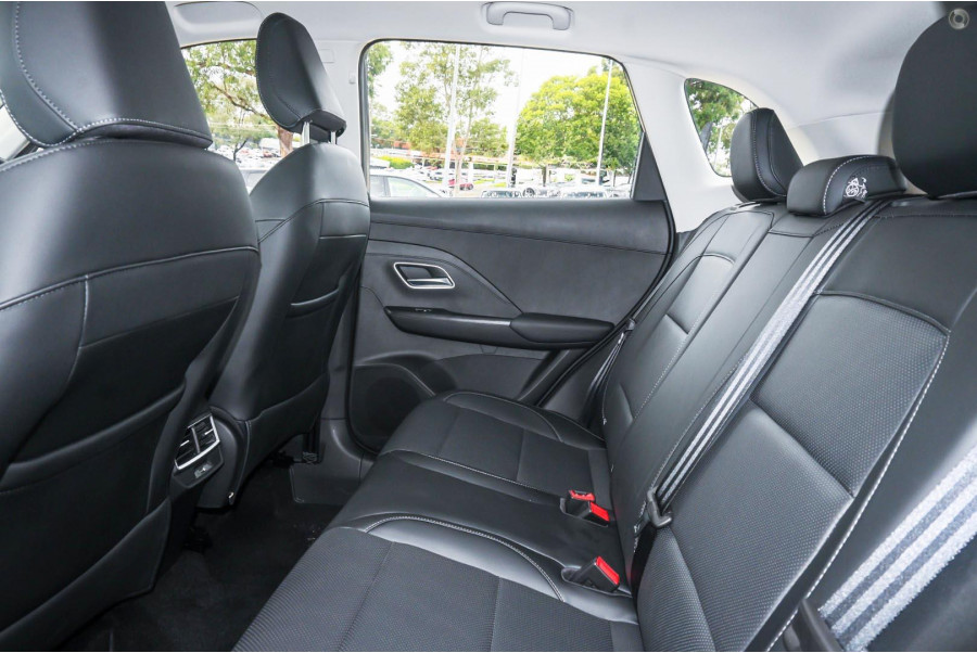 2025 MG ZS ZS32 Essence SUV Image 9