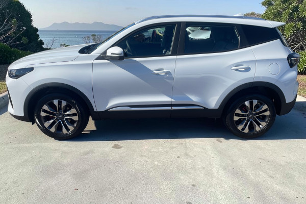 2026 Chery Tiggo 4  Ultimate SUV Image 2