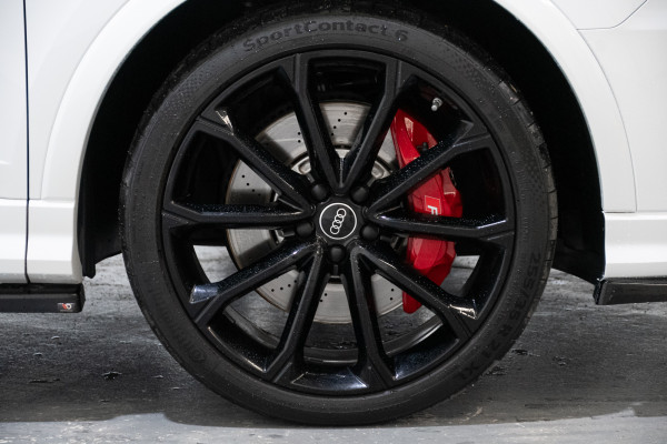 2024 Audi RS Q3 SUV Image 7