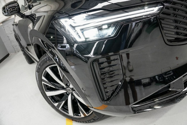 2025 MY26 Volvo XC90 L Series Ultra B5 Dark SUV Image 2