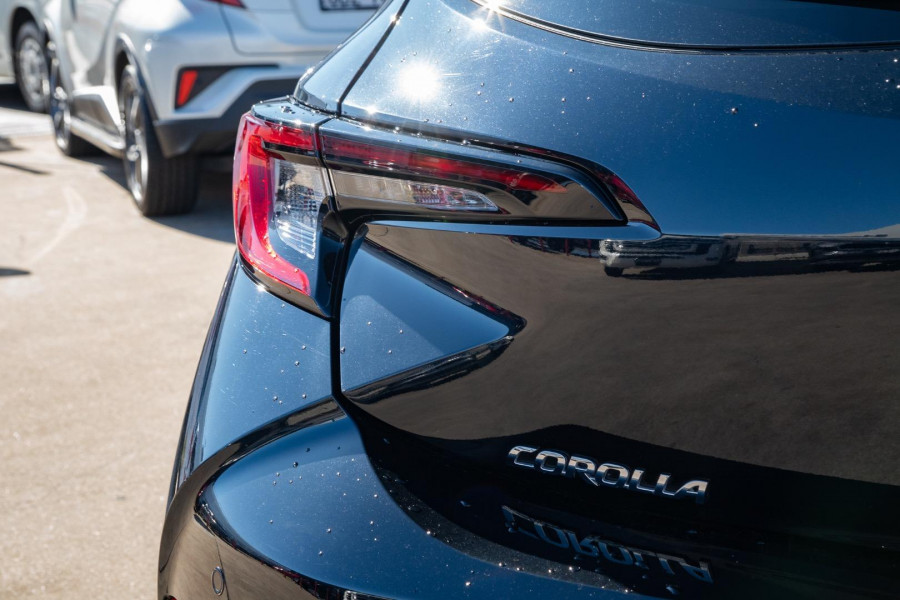2025 Toyota Corolla ZWE219R  ZR Hybrid Hatch Image 21