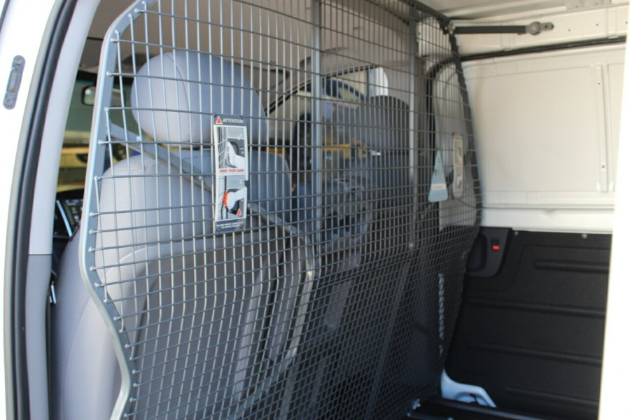 2019 Hyundai iLoad TQ4  Van Image 20