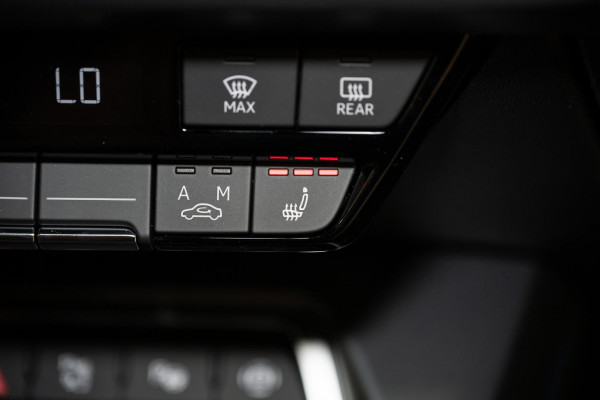 2025 MY26 Audi A3 GY TFSI 110kW S line Hatch image 14