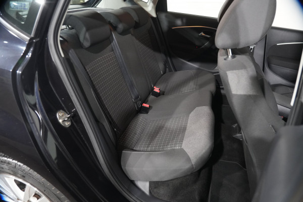 2014 Volkswagen Polo 81TSI Comfortline Hatch Image 24