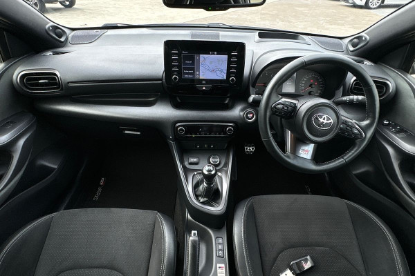 2021 Toyota Yaris GXPA16R GR Hatch Image 6