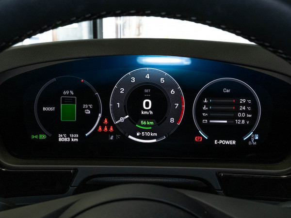 2025 Porsche Cayenne E-Hybrid SUV image 15