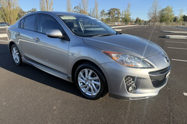 2012 Mazda 3 Maxx Sport Sedan Image 2