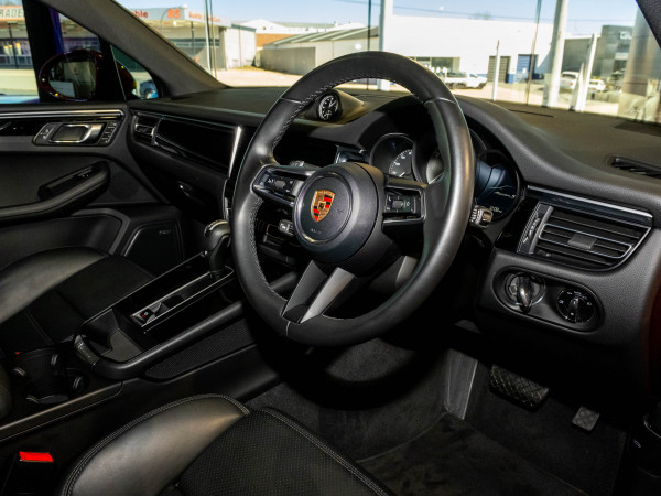 2024 Porsche Macan 95B S SUV image 16
