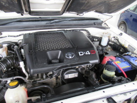 2011 MY10 Toyota HiLux KUN26R MY10 SR Cab chassis