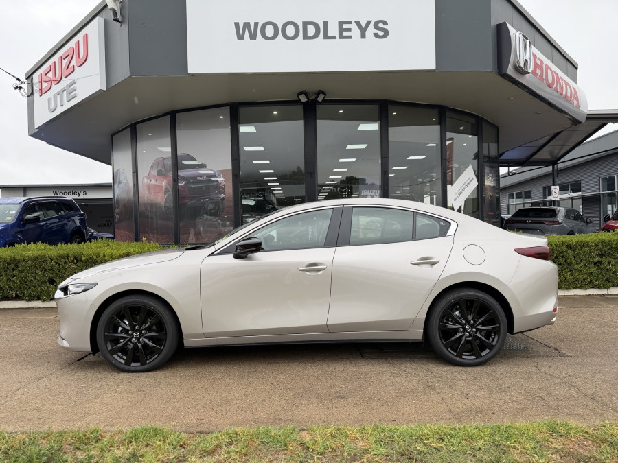 2026 MY25 Mazda 3 BP Series G25 Evolve SP Sedan Image 2