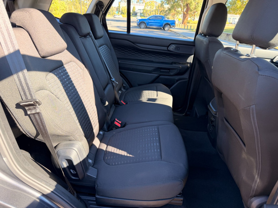 2025 MY25.25 Ford Everest UB Ambiente SUV Image 16