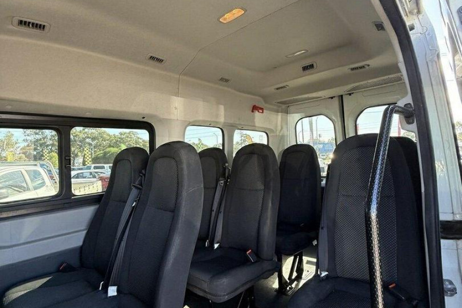 2021 LDV Deliver 9  11-Seat Bus Image 20