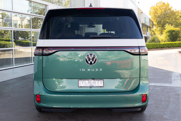 2024 MY25 Volkswagen ID. Buzz EB Pro BEV560 People Mover Image 5