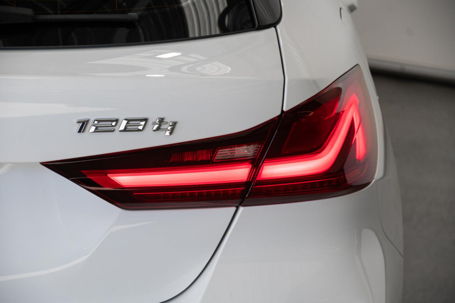 2022 BMW 1 Series F40 128ti Hatch