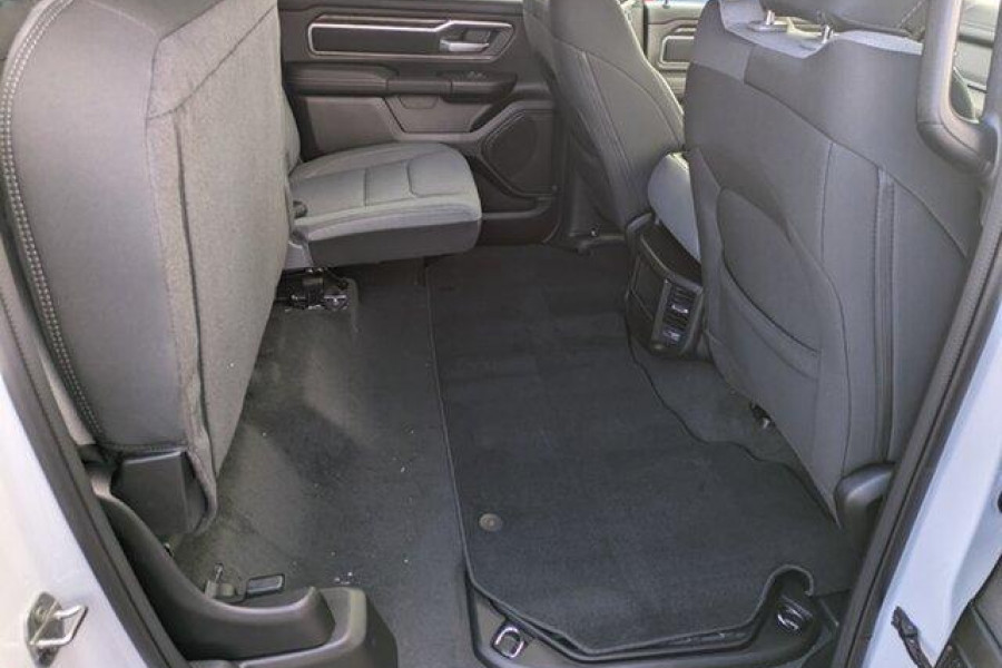 2023 Ram 1500 DT Big Horn Crew Cab Image 17