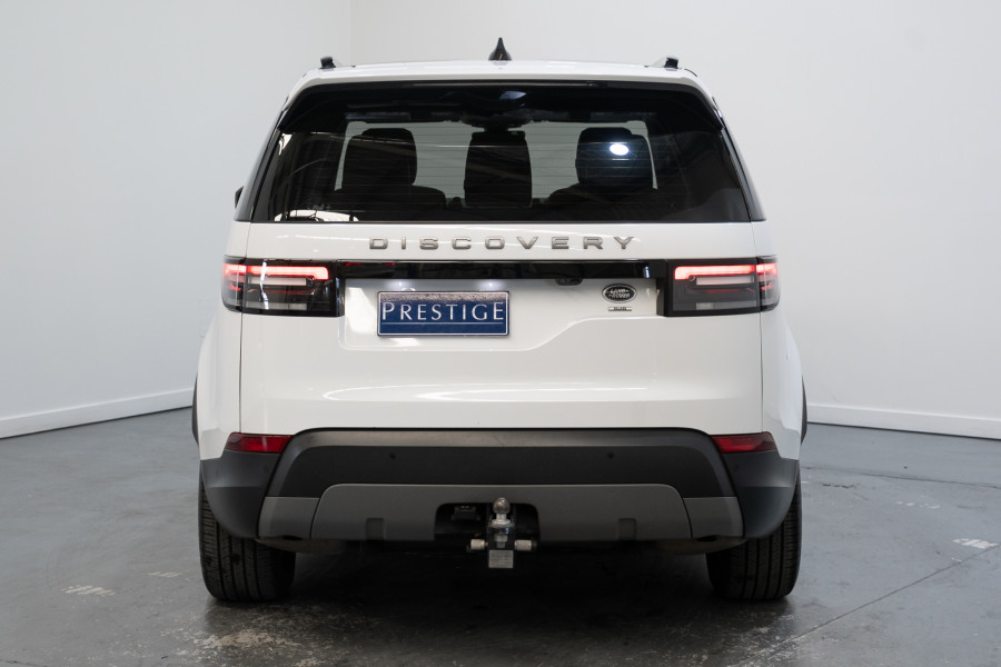 2019 Land Rover Discovery Series 5 SE SUV Image 10