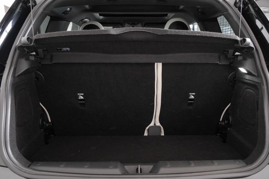 2024 MINI Cooper F66 S Favoured Hatch