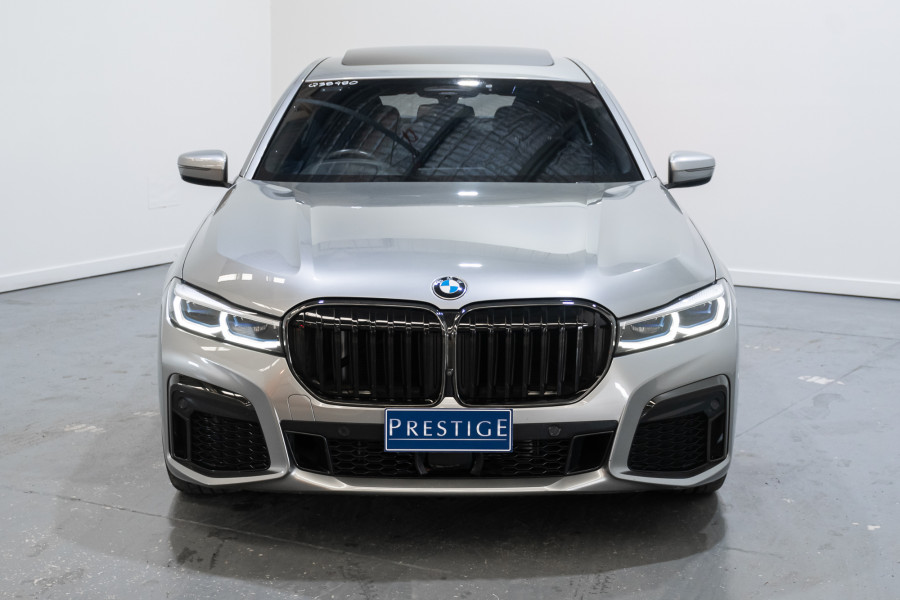 2020 BMW 7 Series 30d Sedan Image 8