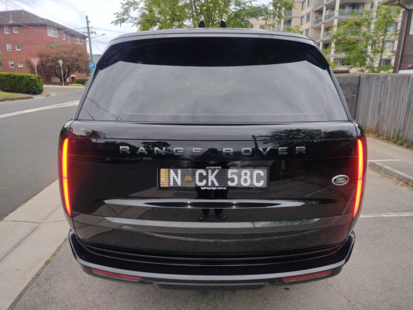 2023 Land Rover Range Rover L460 P530 Autobiography SUV image 4