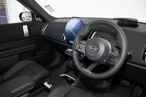 2026 MINI Countryman U25 C Favoured SUV