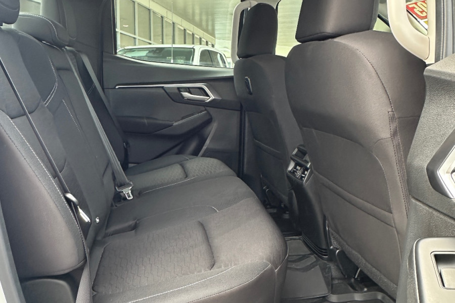 2023 Isuzu D-MAX RG LS-M Ute Image 13