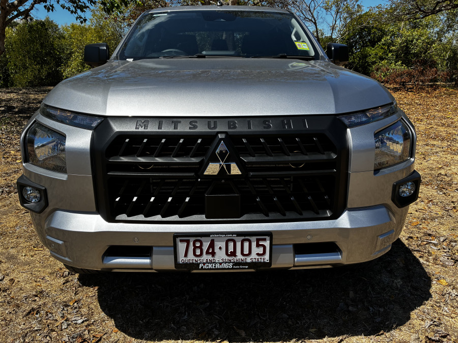 2025 Mitsubishi Triton MV GLX-R Ute Image 2