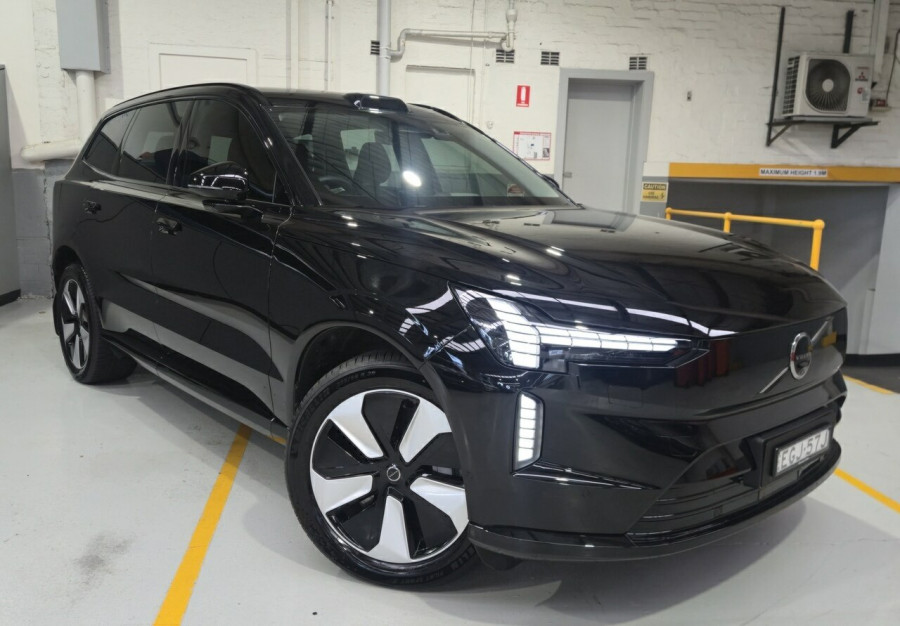 2025 Volvo EX90  Plus Twin Motor SUV Image 1