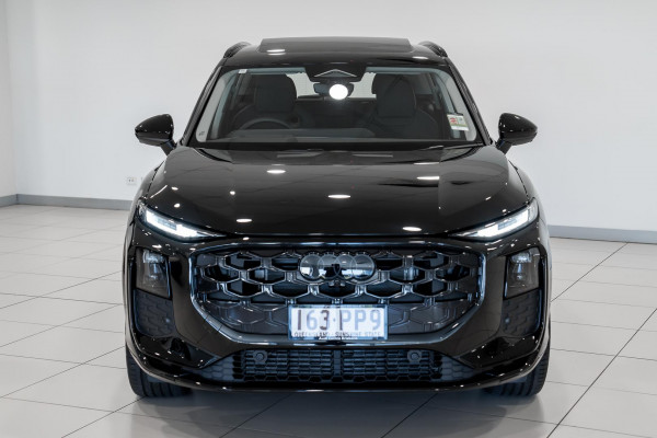 2025 Audi Q3 F3 TFSI SUV image 4