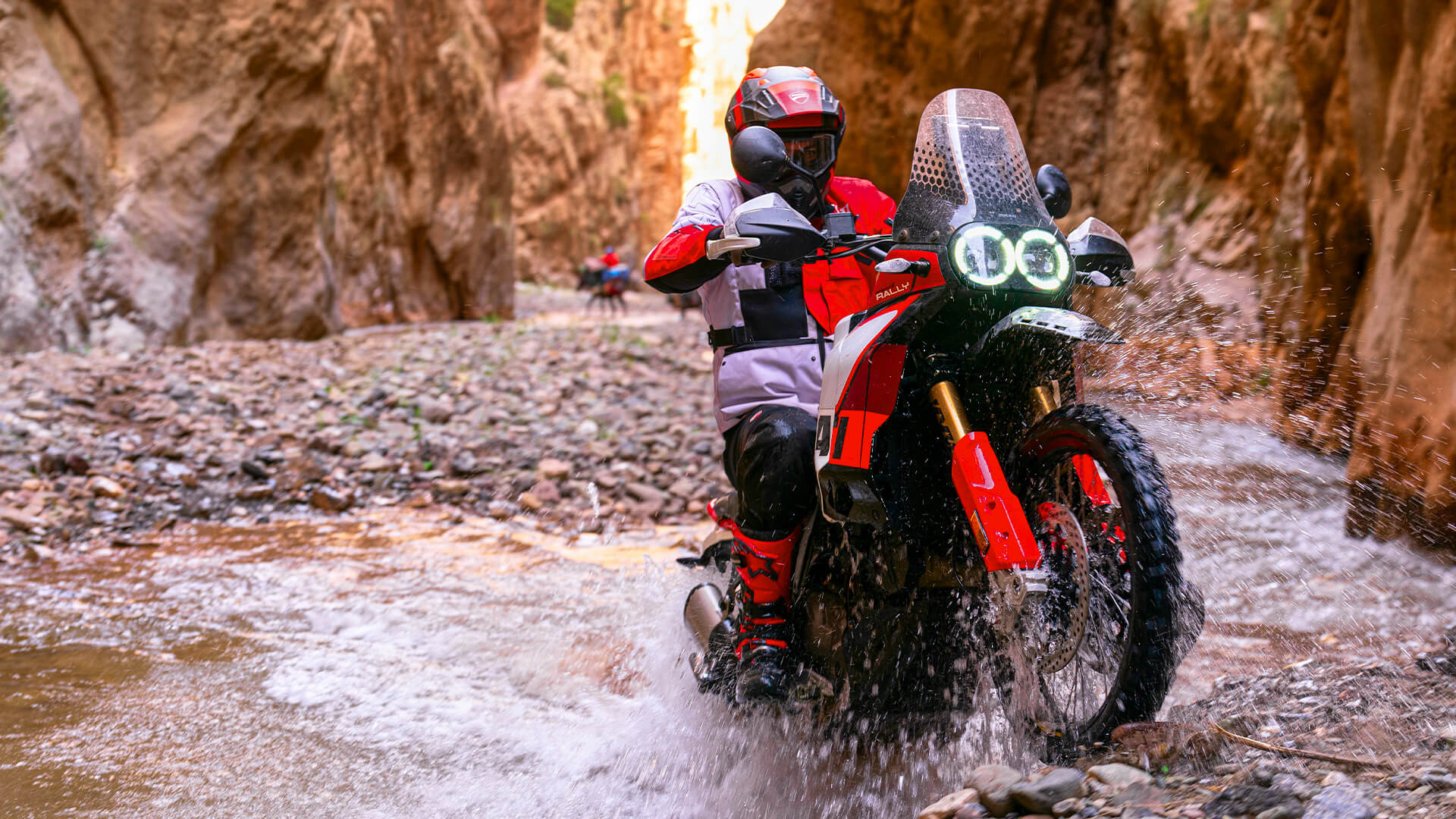New Ducati DesertX Rally Image