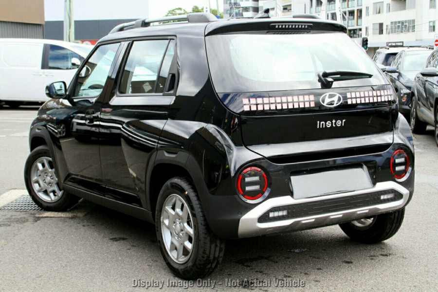 2026 Hyundai INSTER AX.V1 2WD Wagon Image 3