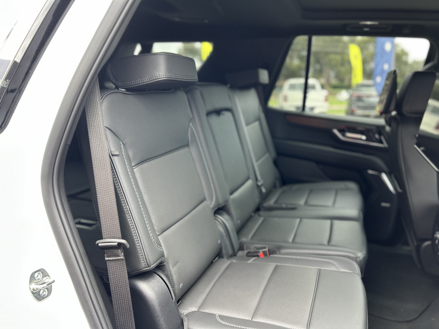 2025 Holden Yukon Denali Wagon Image 21