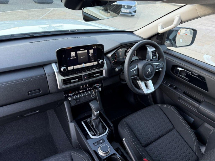 2024 Mitsubishi Triton MV GLS Ute Image 14