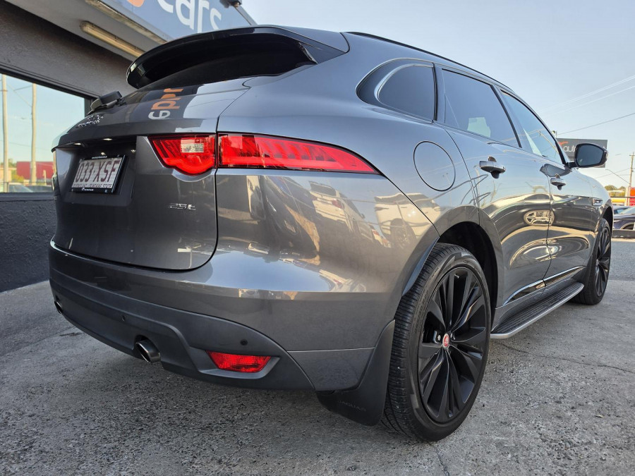 2017 MY18 Jaguar F-PACE X761 25t R-Sport SUV Image 9
