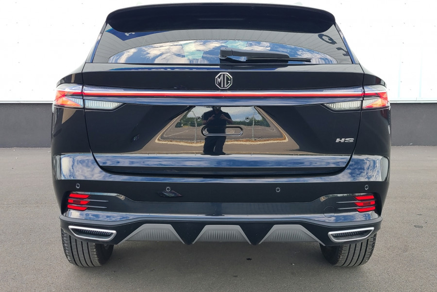 2025 MG HS Essence SUV Image 8