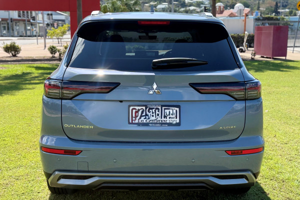 2026 Mitsubishi Outlander ZM Aspire SUV Image 6