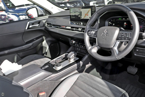 2025 Mitsubishi Outlander ZM Aspire SUV Image 10