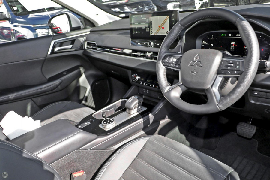 2025 Mitsubishi Outlander ZM Aspire SUV Image 10