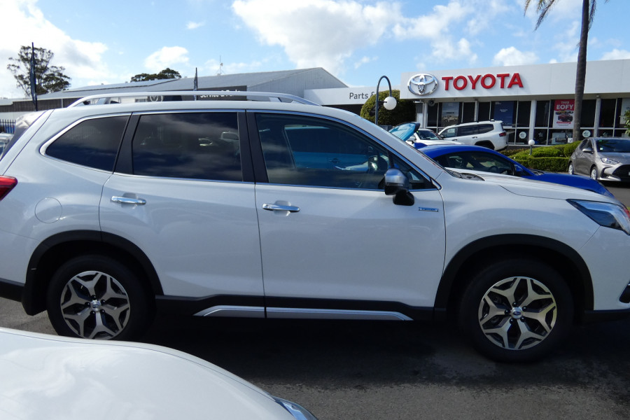 2023 MY24 Subaru Forester MY24 HYBRID L AWD SUV Image 18