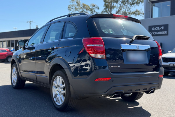 2017 Holden Captiva CG Active SUV Image 10