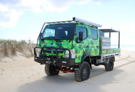 2019 Fuso Canter 4X4 CREW CAB TOY HAULER Toy hauler