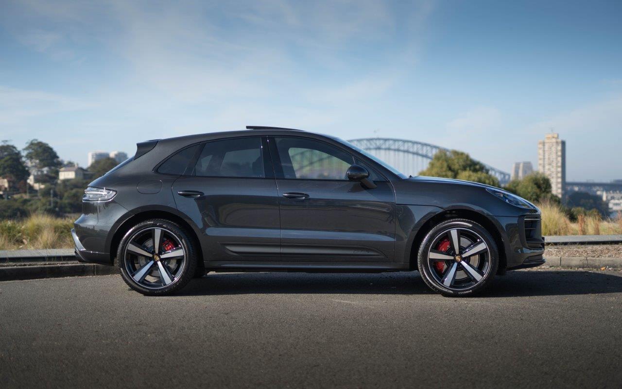 2023 Porsche Macan Gts Wagon Image 5