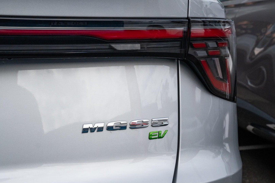2025 MG MGS5 EV ZS3EM Essence 49 SUV Image 9