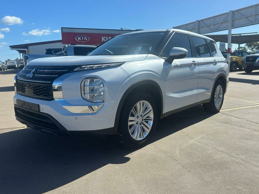 2022 MY23 Mitsubishi Outlander ZM ES SUV Image 10