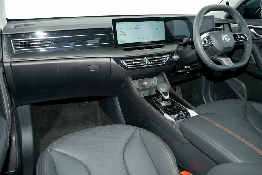 2024 MG HS AS33 Excite SUV Image 6